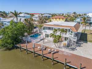 vacation rental condos